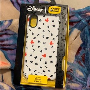 iPhone x/xs OtterBox symmetry case